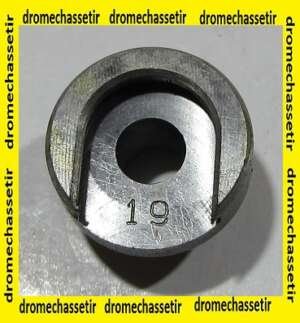 Shell Holder, CH4D en acier numero 19