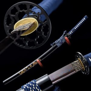 katana en Damas avec vrai peau de raie et véritable soie japonaise. Sabre pleine soie haut de gamme