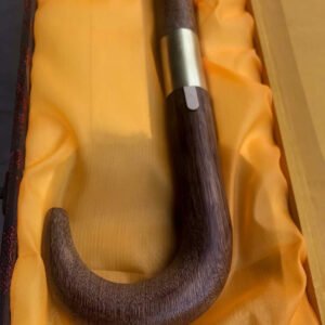 Canne Épée en Bois de Rose et Acier T10. Tranchant affuté. Fait main dans notre forge traditionnelle